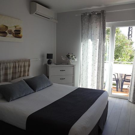 Auberge Du Cap Negre Le Lavandou Buitenkant foto