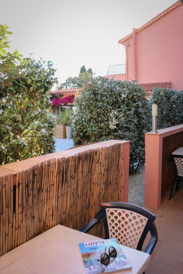 Auberge Du Cap Negre Le Lavandou Buitenkant foto